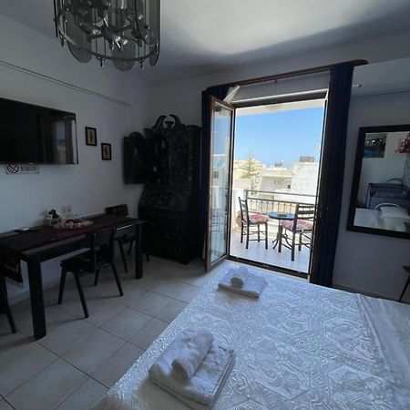 Retire Flat In The Heart Of City Heraklion (Crete) Exterior foto