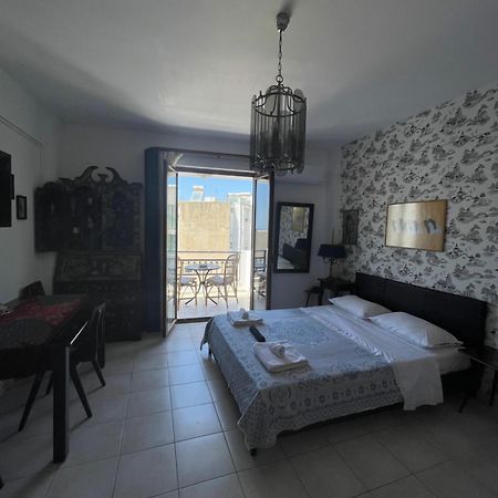 Retire Flat In The Heart Of City Heraklion (Crete) Exterior foto