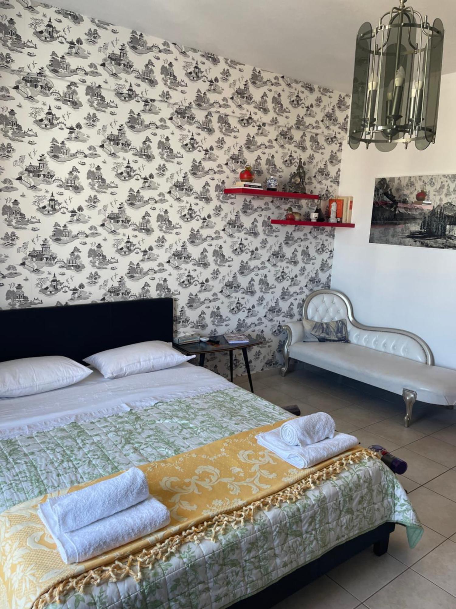 Retire Flat In The Heart Of City Heraklion (Crete) Exterior foto