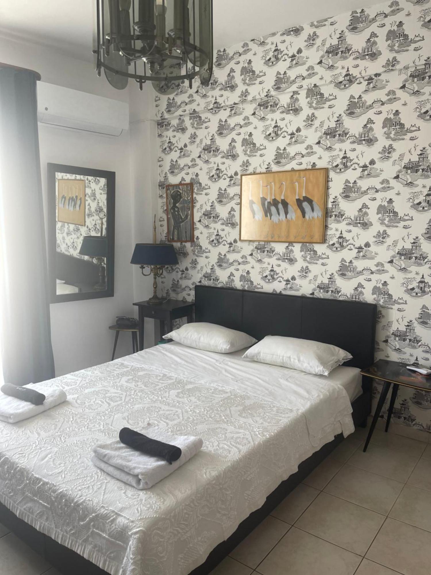 Retire Flat In The Heart Of City Heraklion (Crete) Exterior foto